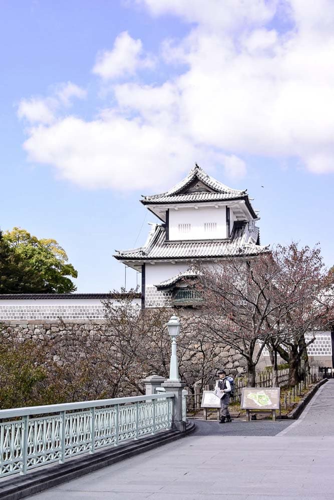 kanazawa-castle-park-blog