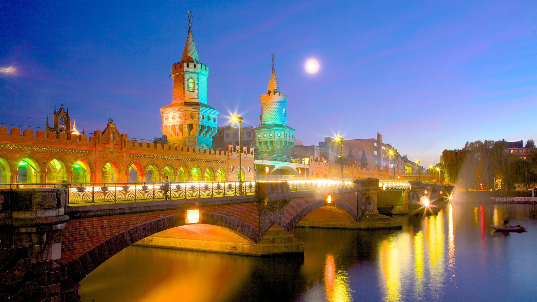 Oberbaum Bridge in Berlin