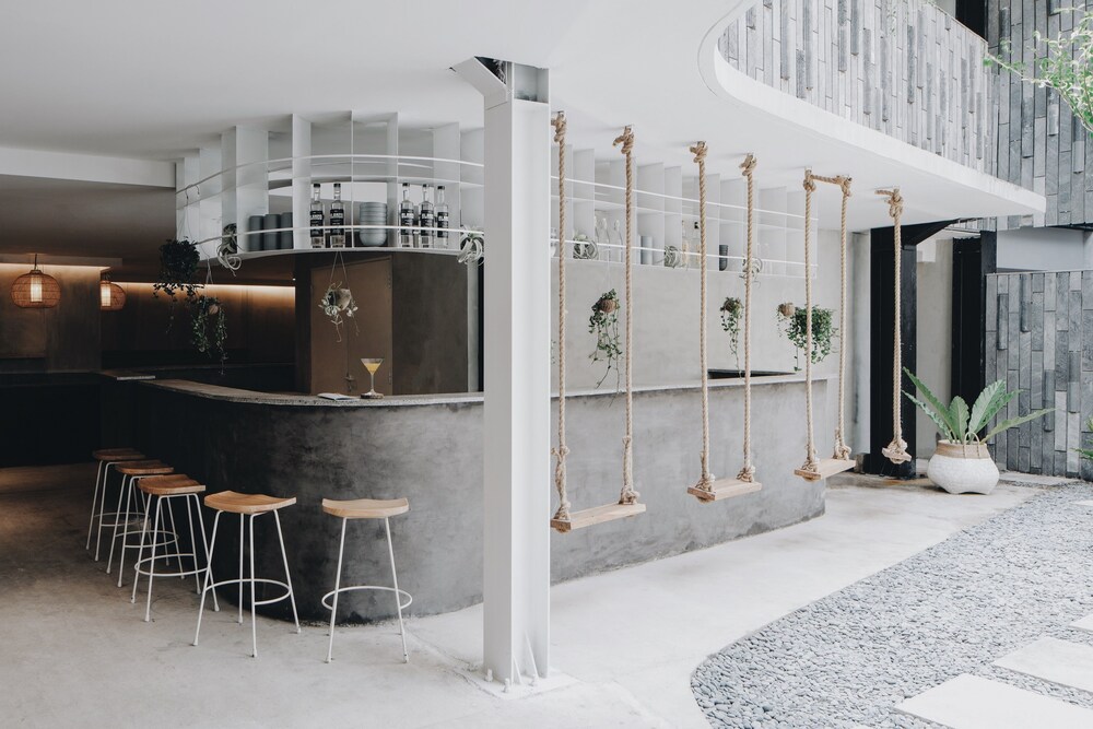 Bar area at Lloyd’s Inn Bali