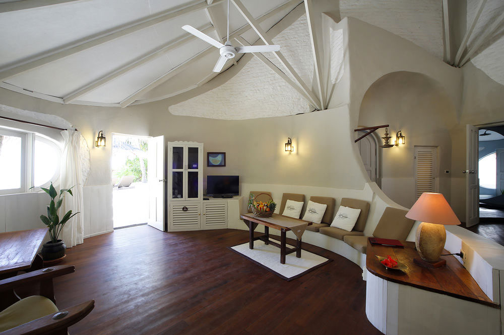 maldives-beachside-villa-nika-island