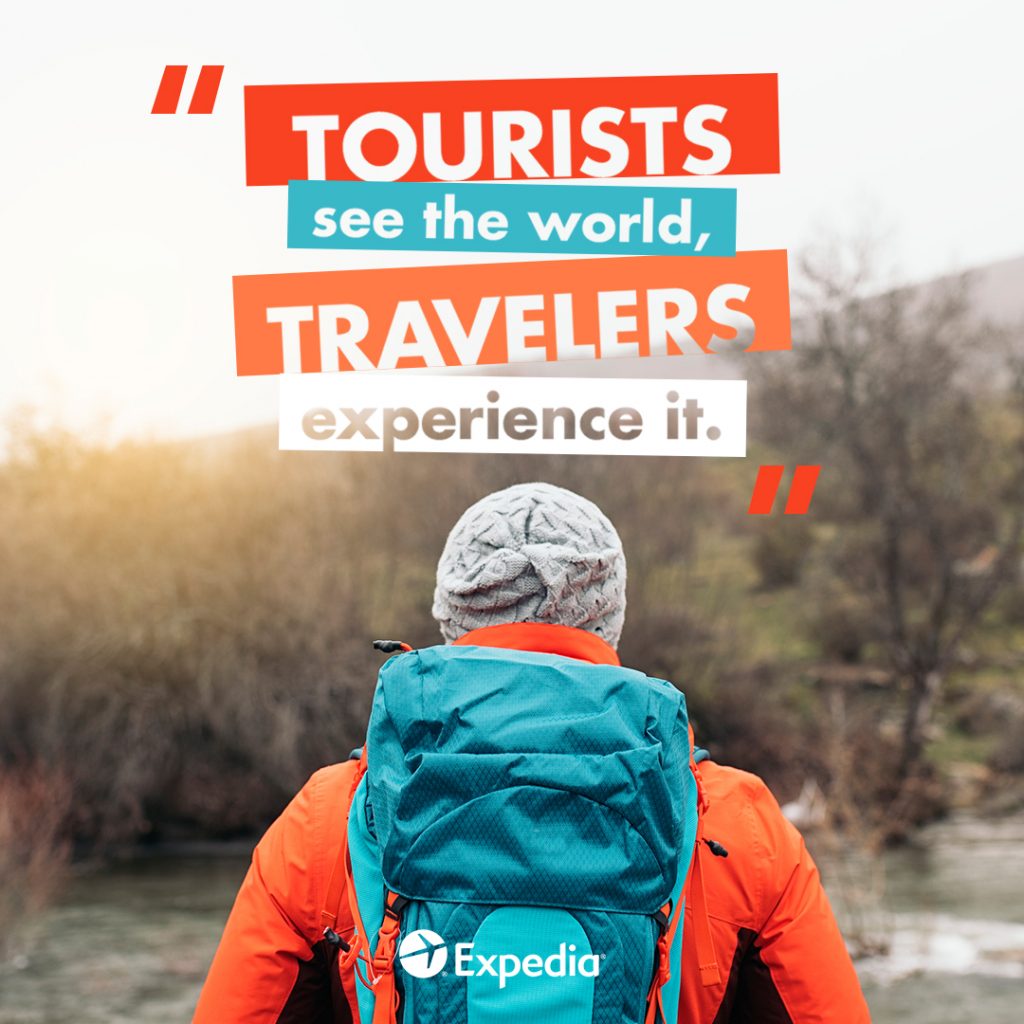 Tourists see the world... - Expedia SG Stories